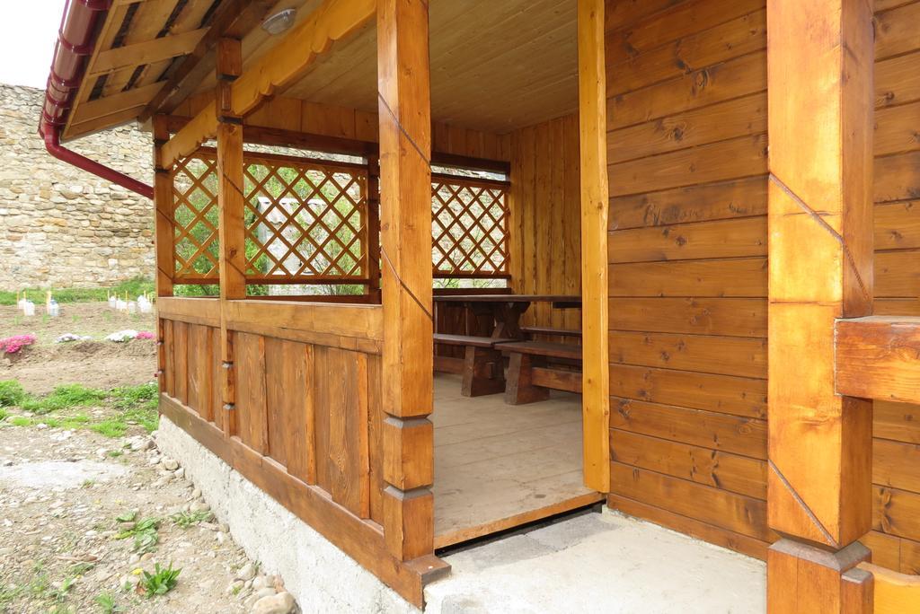 Bilyy Kamin Guest House Tatariv Room photo