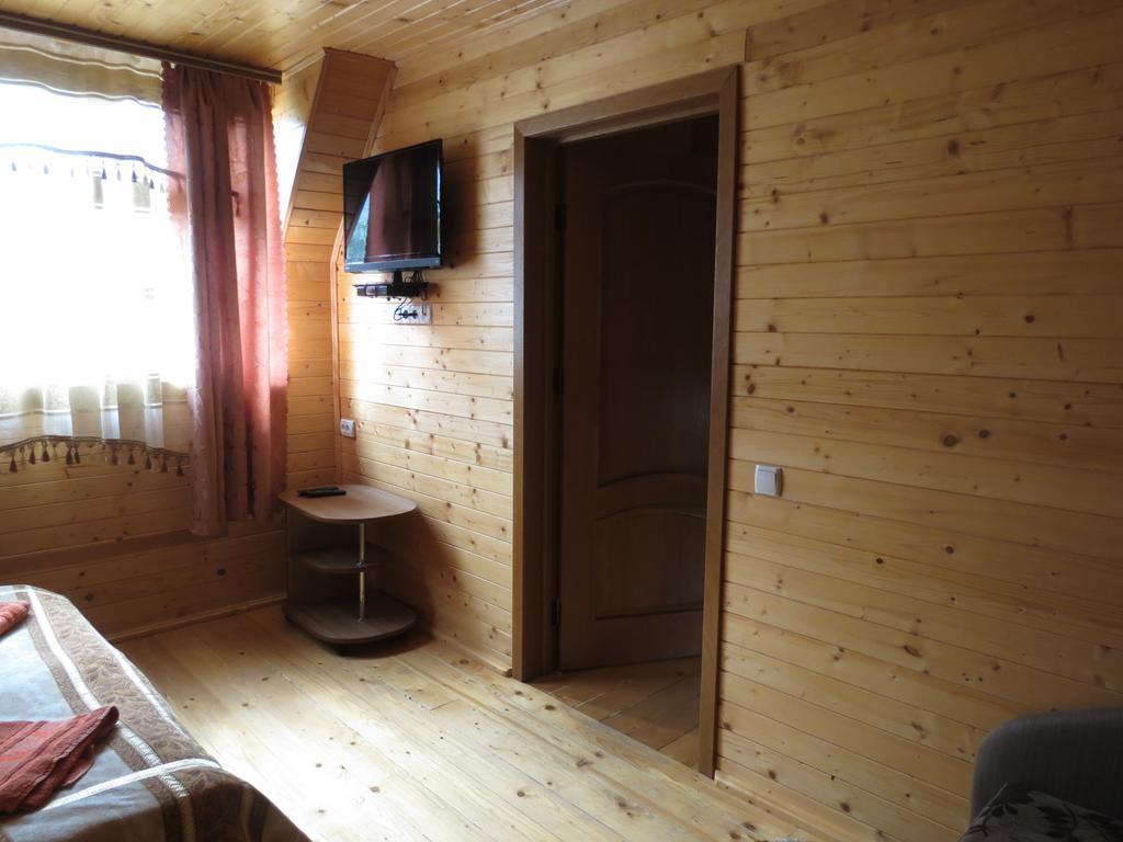 Bilyy Kamin Guest House Tatariv Exterior photo