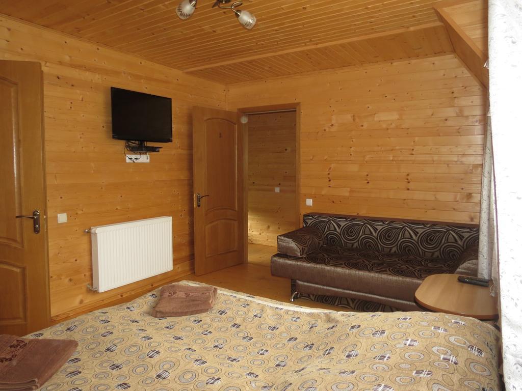 Bilyy Kamin Guest House Tatariv Exterior photo